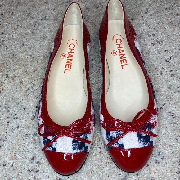 CHANEL Red Patent and Multi Tweed Ballet Flats - Size 37 - NEVER WORN - Picture 8 of 8